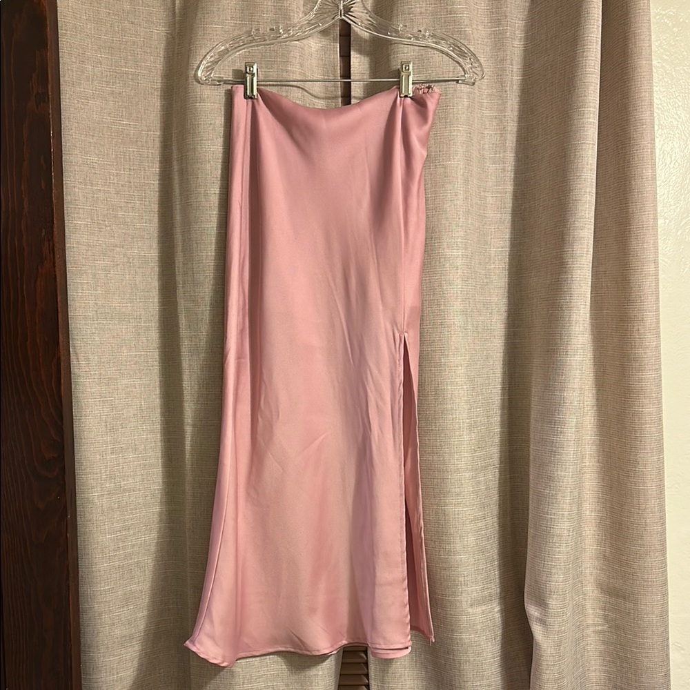 Elegant Pink Women's Skirt